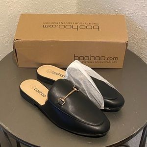 BRAND NEW Boohoo Black Mules size 8